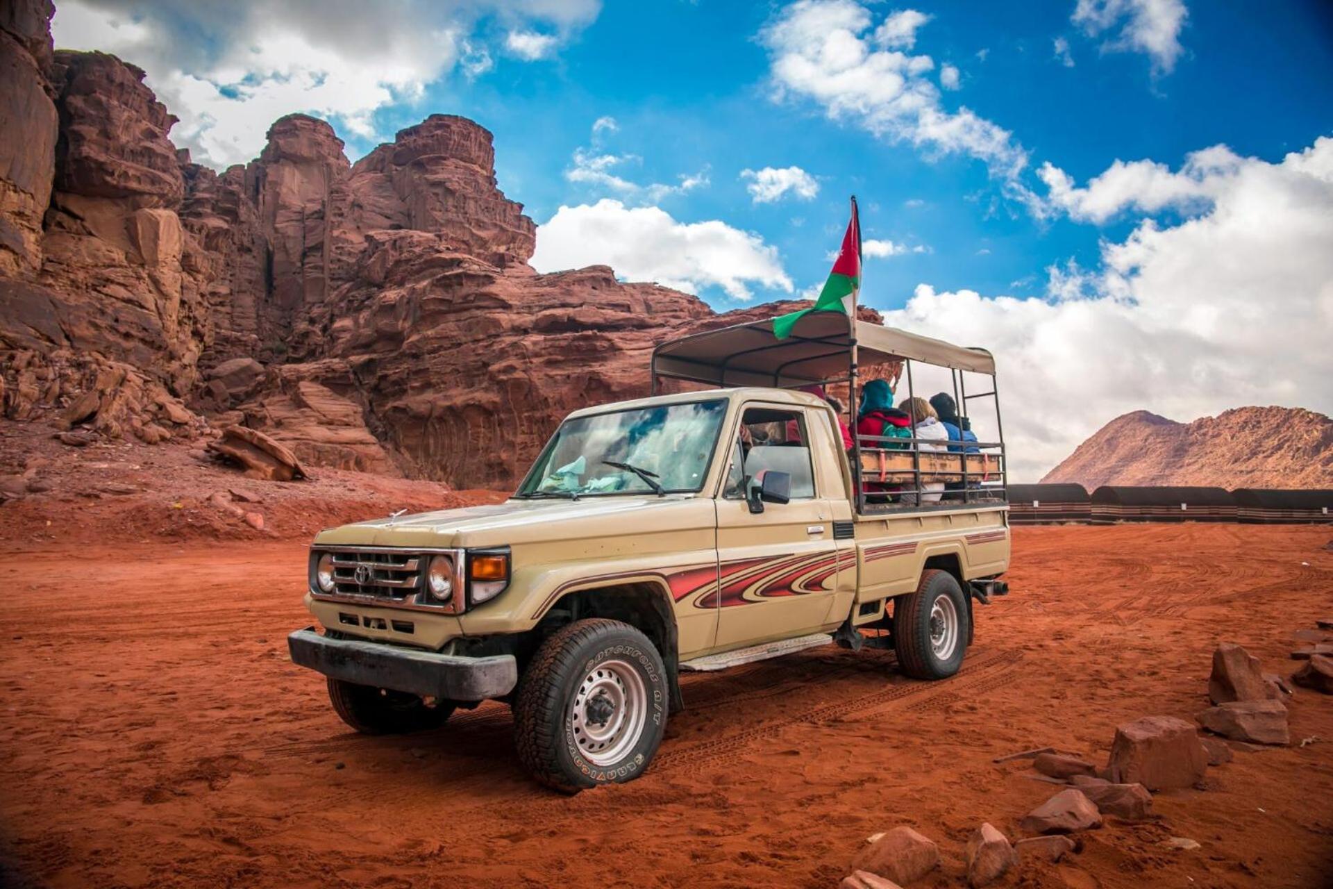 Wadi Rum Mundo Camp Aqaba Exteriör bild
