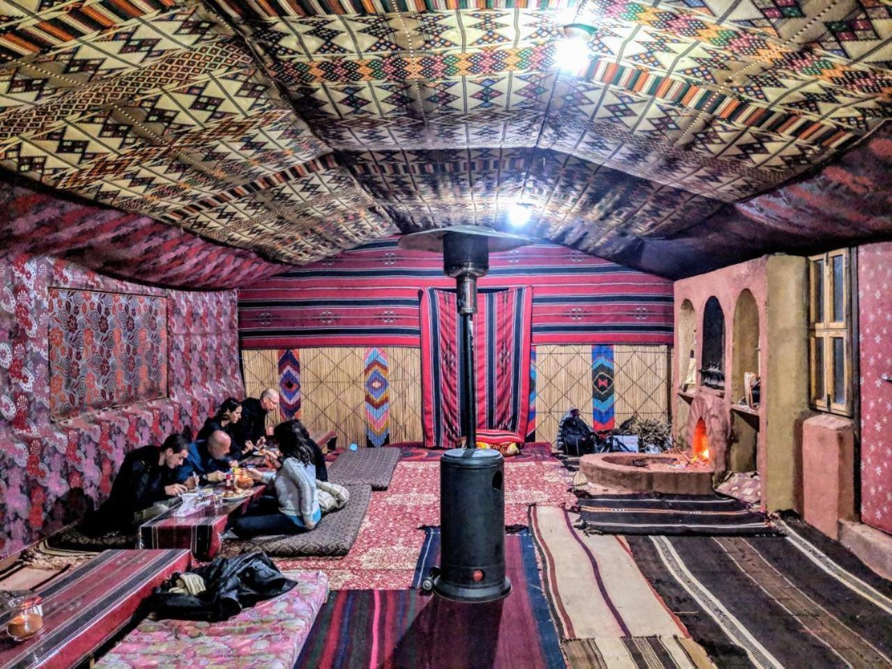 Wadi Rum Mundo Camp Aqaba Exteriör bild