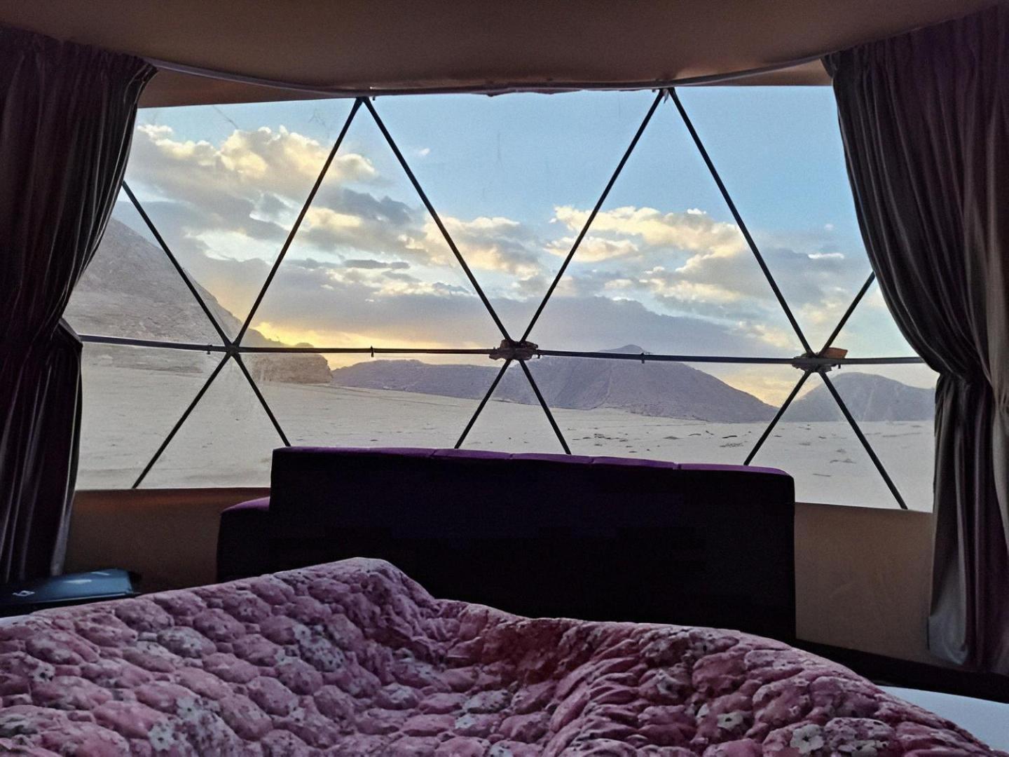 Wadi Rum Mundo Camp Aqaba Exteriör bild